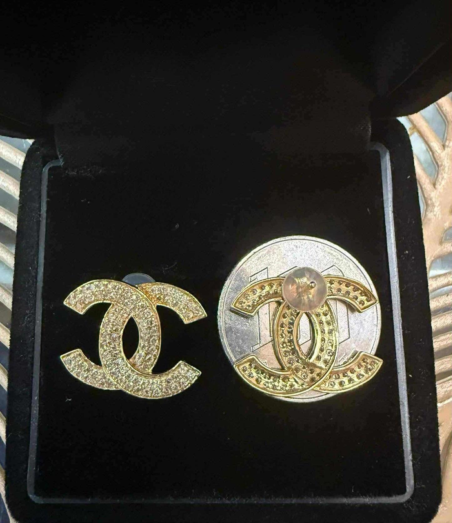 K18 CC EARRINGS- NEW